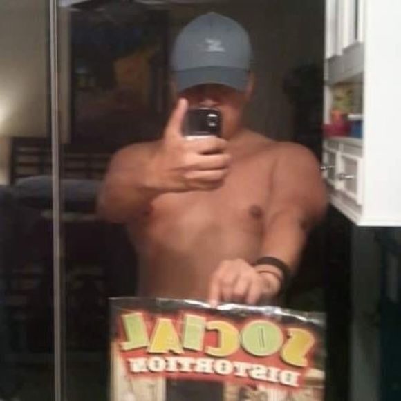 Meet your Posher, Mitch-lo - Picture 1 of 1